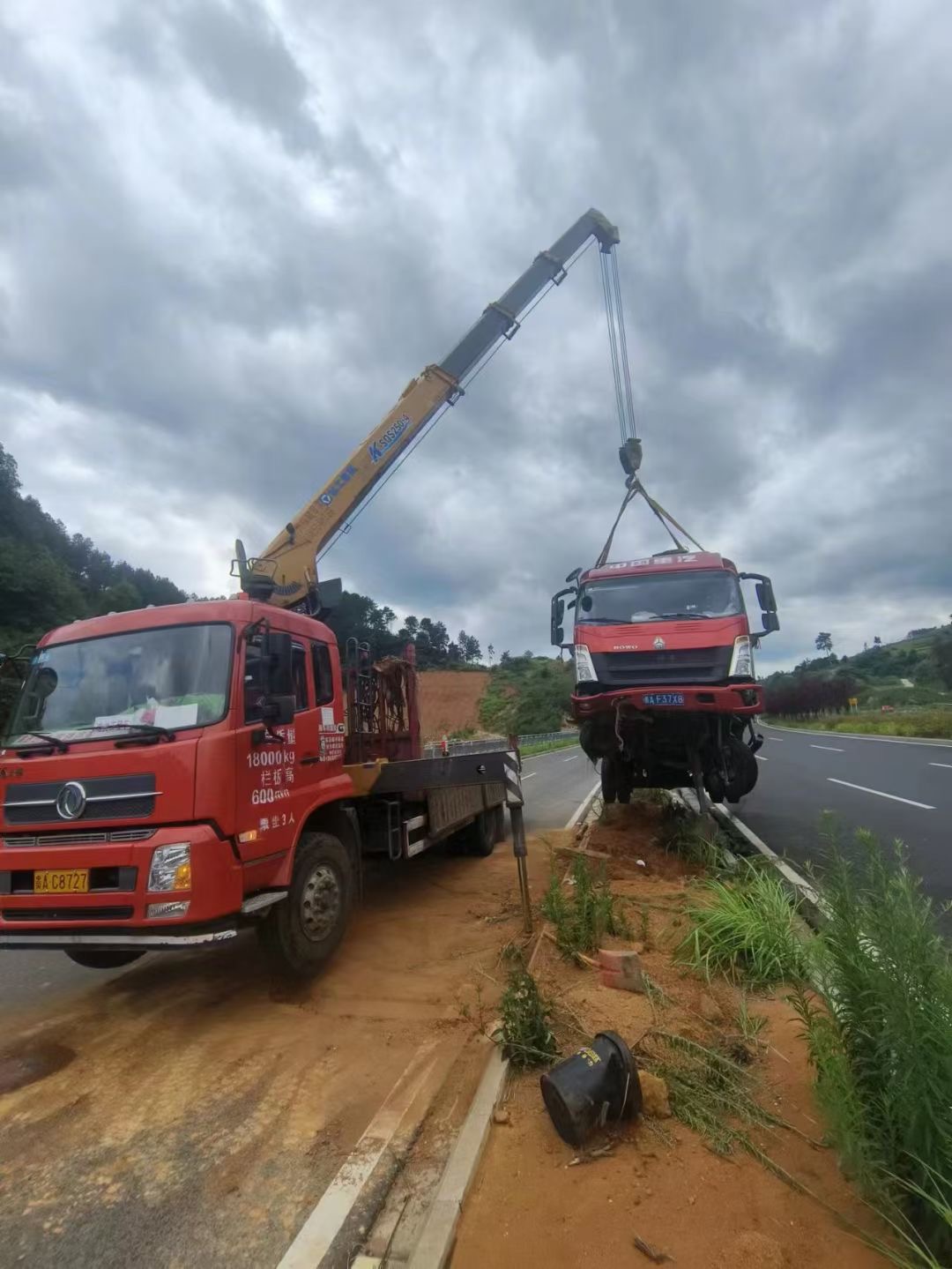 弓长岭区吊车出租公司在日常生活中对吊车要怎样检查